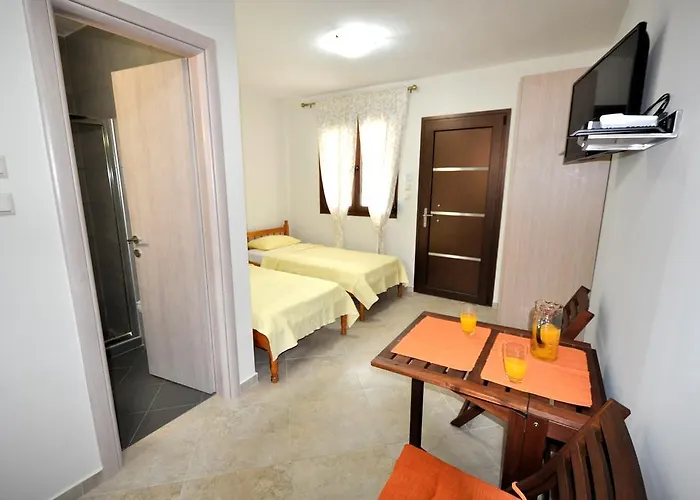 公寓 Pine Suites 基尼拉