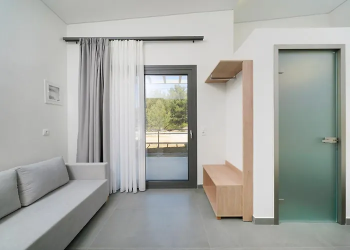 Pine Suites *