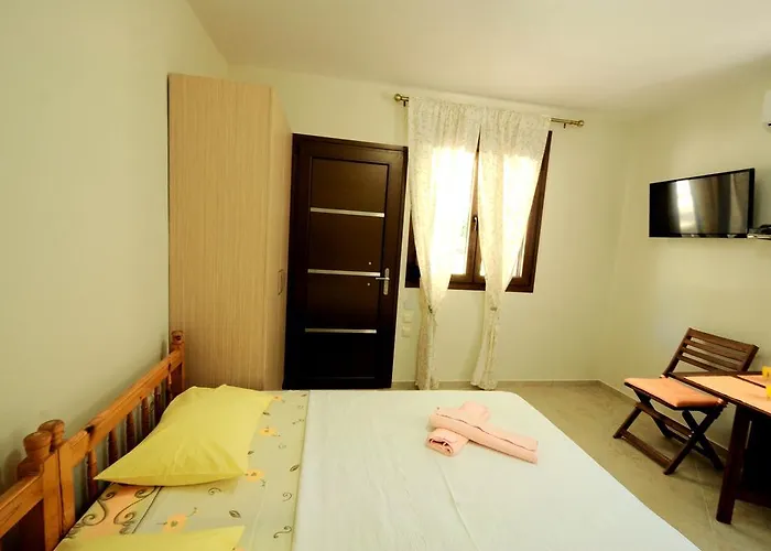 公寓 Pine Suites *